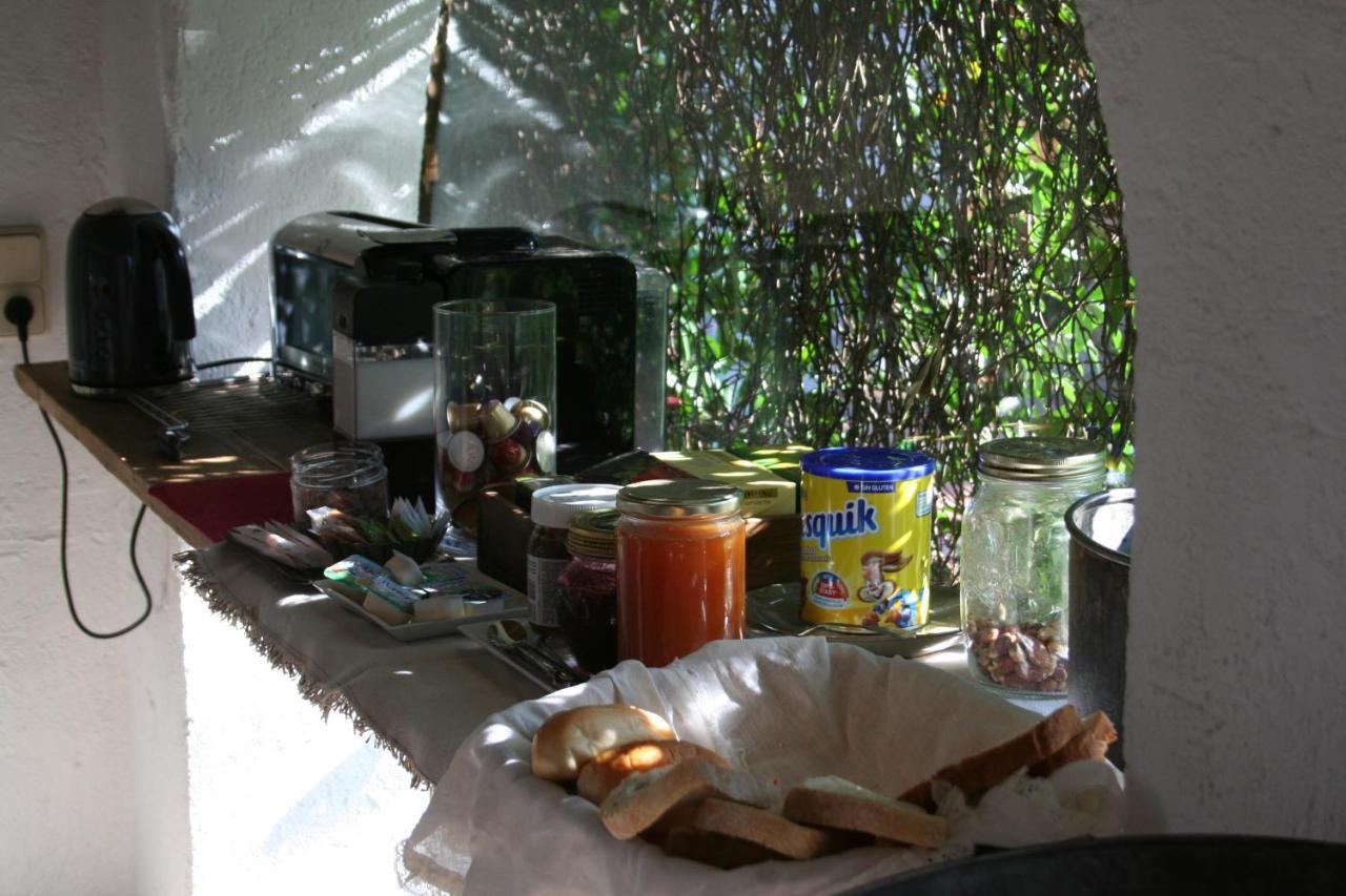 Montrás Le Rondini Bed & Breakfast エクステリア 写真