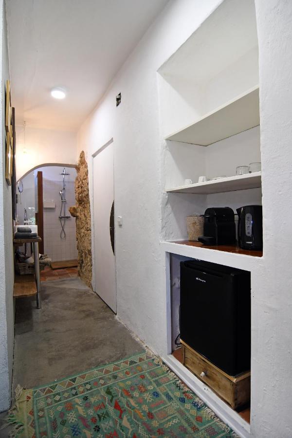 Montrás Le Rondini Bed & Breakfast エクステリア 写真