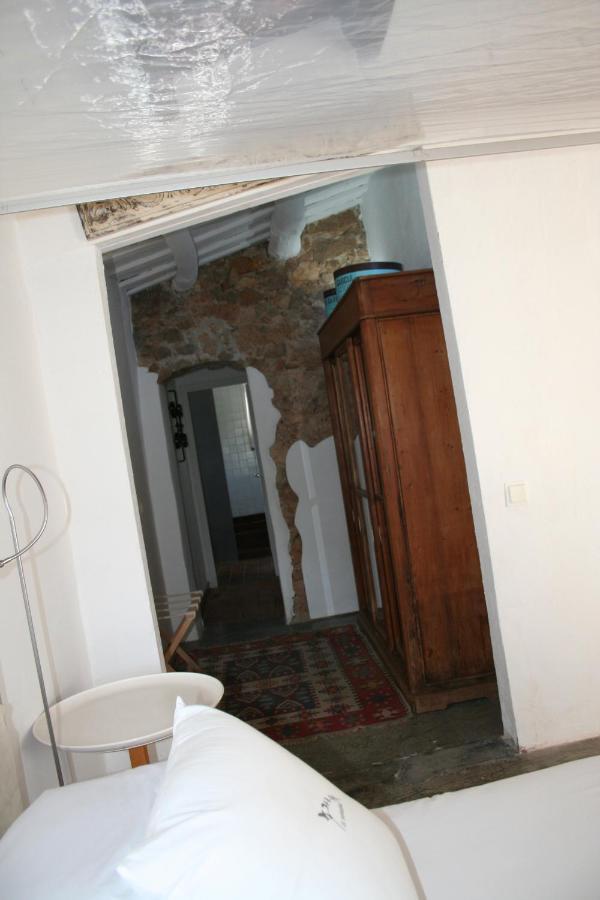 Montrás Le Rondini Bed & Breakfast エクステリア 写真
