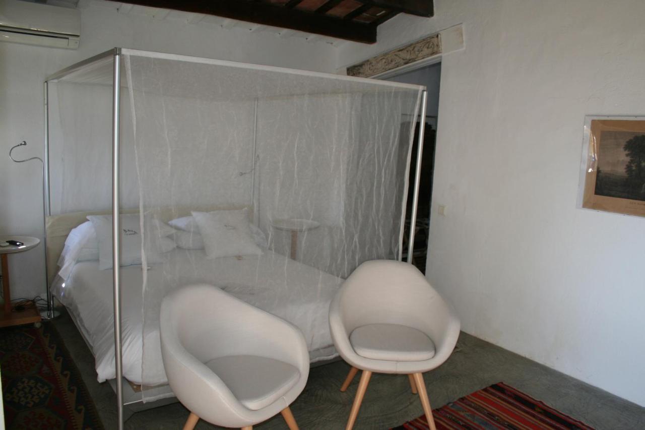 Montrás Le Rondini Bed & Breakfast エクステリア 写真