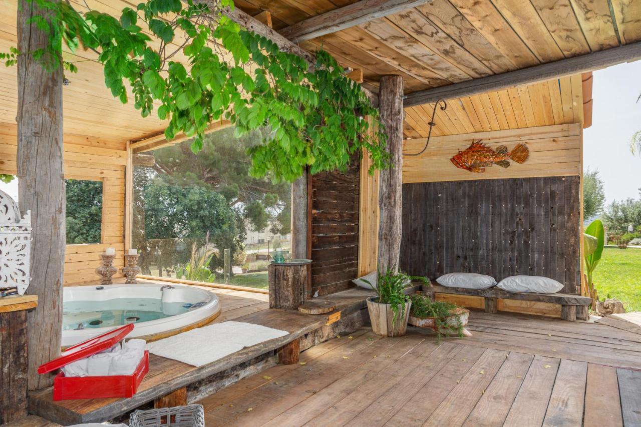 Montrás Le Rondini Bed & Breakfast エクステリア 写真